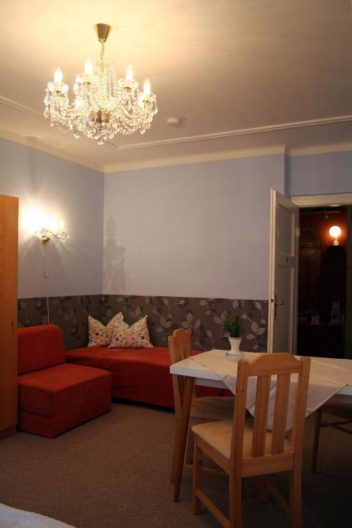A.Dalia Hotel Karlovy Vary Exterior photo