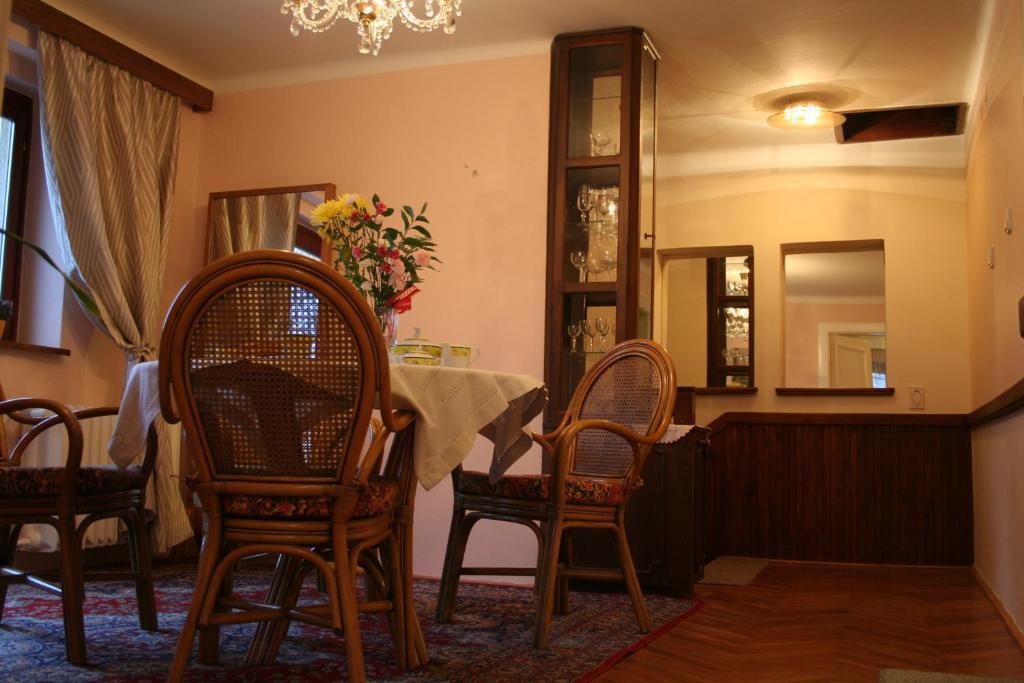 A.Dalia Hotel Karlovy Vary Exterior photo